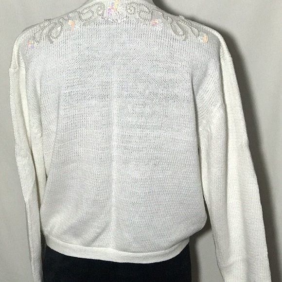 Women’s white sweater by One Two One…size medium - Picture 3 of 4